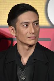 伊勢谷友介