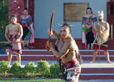 【ニュージーランドのマオリ族にはタトゥーの悲しい歴史がある】