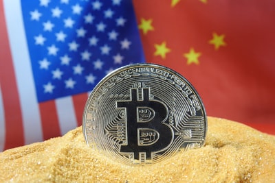 【ビットコイン価格が変動する要因】①各国の規制や、ルール作りの影響